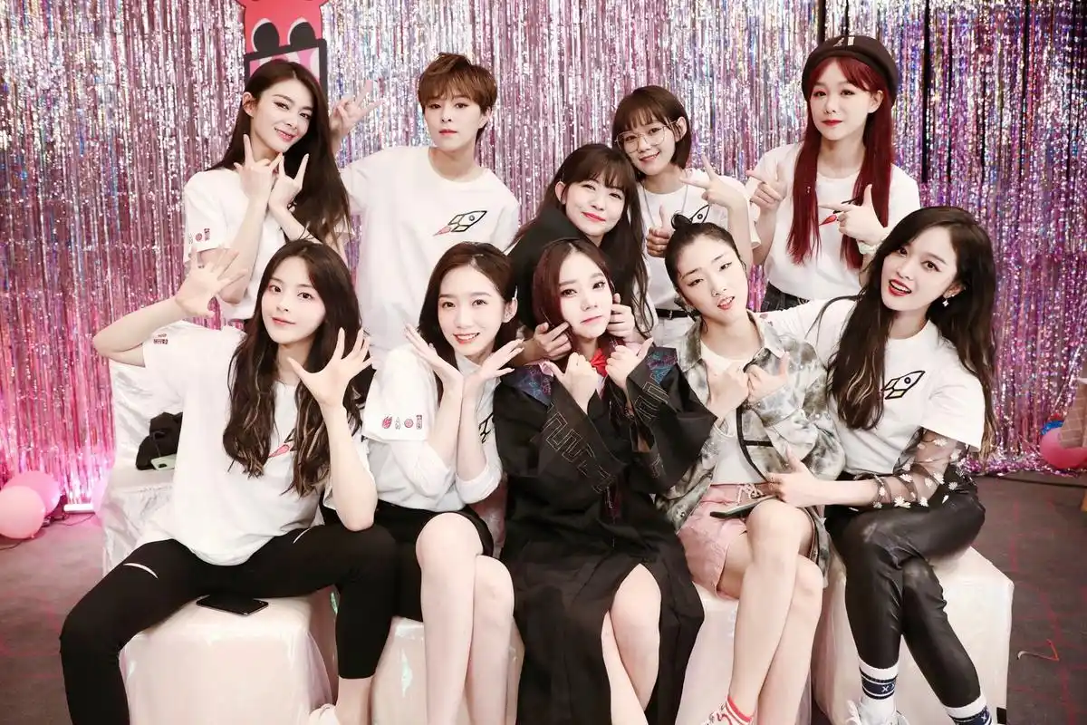 火箭少女解散后差距大,孟美岐和杨超越资源不断,吴宣仪转型失败