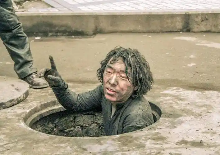 生存之民工电视剧剧照_30余部电影作品成就黄渤"70亿"-票房剧透网