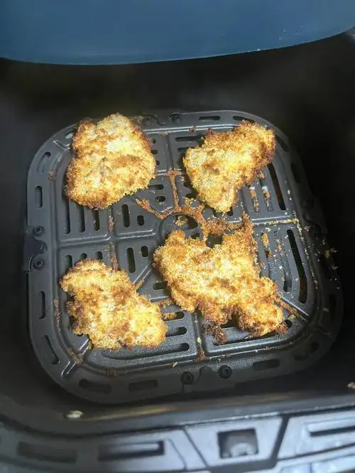 炸鸡腿步骤在p2,宝子们可以试试呦#空