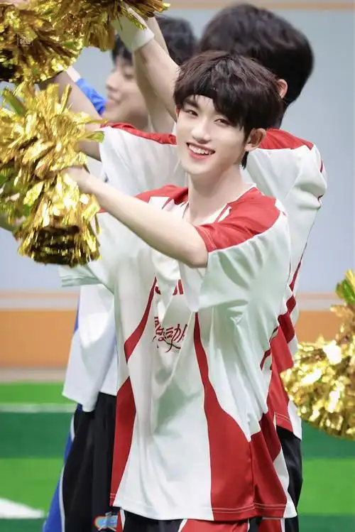 丁程鑫说这是我能看的吗