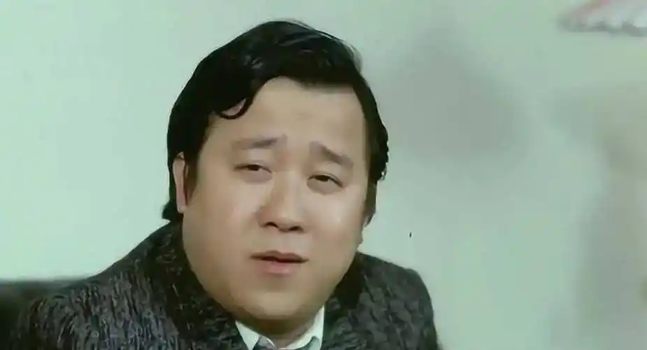 女模晒曾志伟给其庆生视频,69岁曾志伟庆生方式引发热议_成龙_过程_女