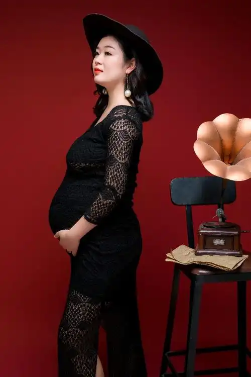 7个月的孕妈照,现在8个月有没有孕妈也是一样感觉肚子胀胀的腰酸背痛