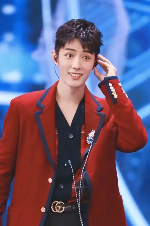 肖战全开麦##肖战平安喜乐#2021开开心心健健康康顺顺利利!