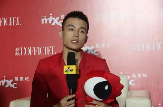 欧豪接受专访中3