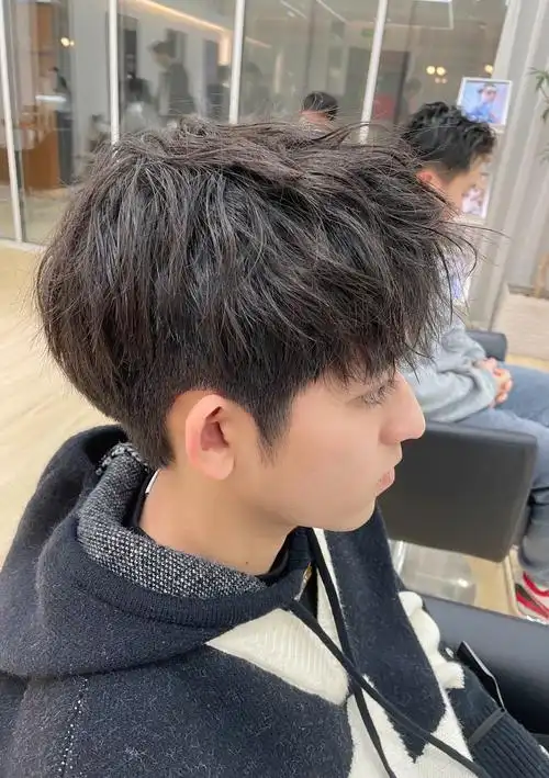 今日发型 #男生纹理烫 #发型设计 #烫发 #男士发型 #moonye希铭 #钢