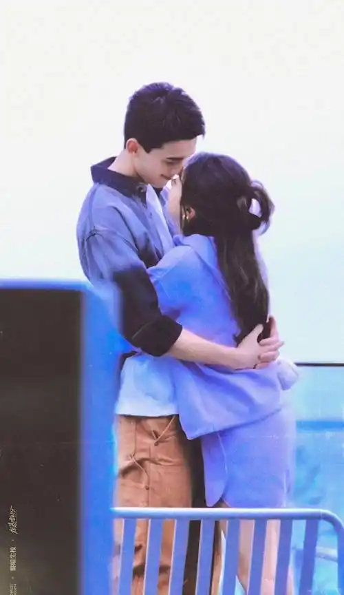 吴磊问赵今麦有男朋友了吗,肉眼看得出来两人都心动了,配一脸!