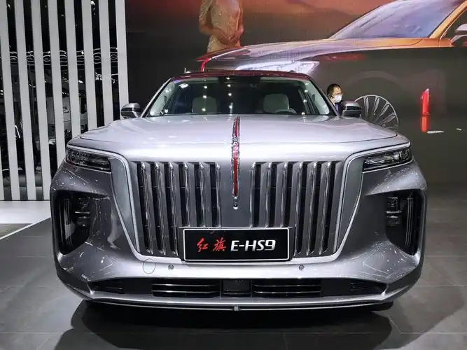 西安车展红旗豪华suv