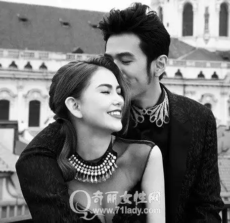 周杰伦昆凌结婚照 英国霍华德古堡拍摄婚照流出