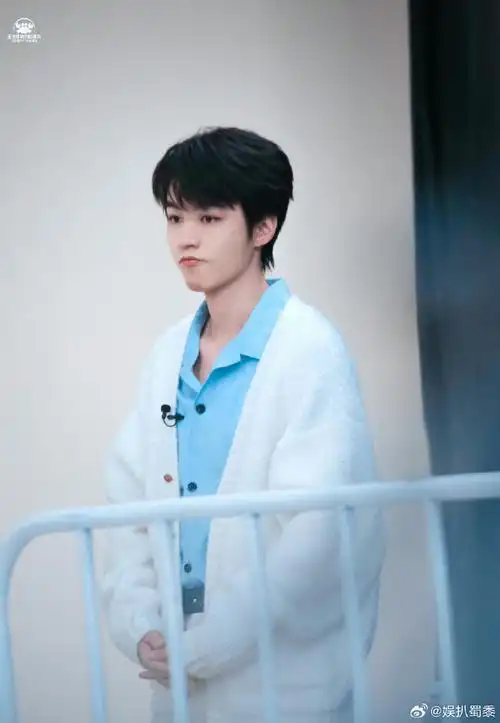 谁懂啊,真的超爱嘟嘟嘴的#王俊凯#,你们爱不爱