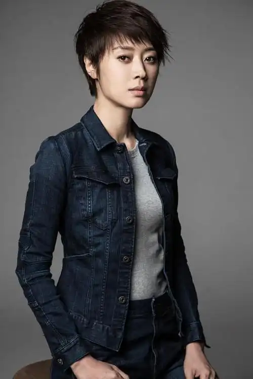 图集她的作品范志博,1983年出生于黑龙江牡丹江市,中国内地女演员