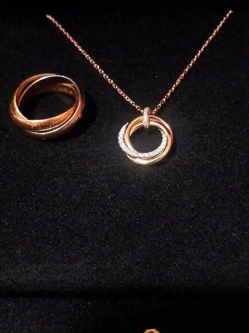 卡地亚三环三色金项链