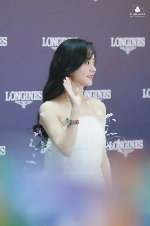 赵丽颖的7月行程##赵丽颖开启7月新颖像