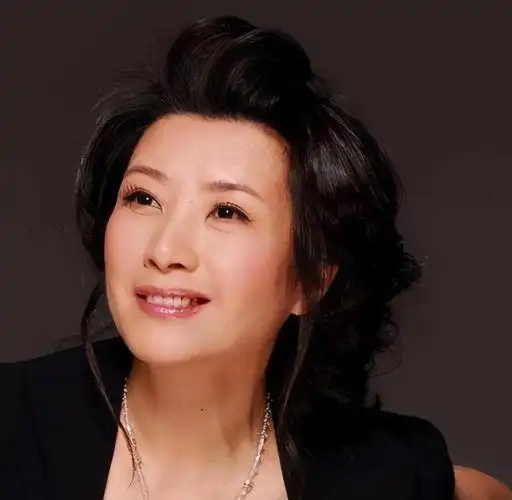 回顾国家一级演员长得漂亮戏也好低调不张扬60岁婚姻成谜