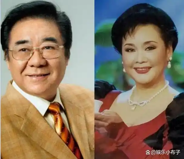 在1990年,年仅18岁的声乐老师马秋华成为了金铁霖的妻子,而当时的金铁
