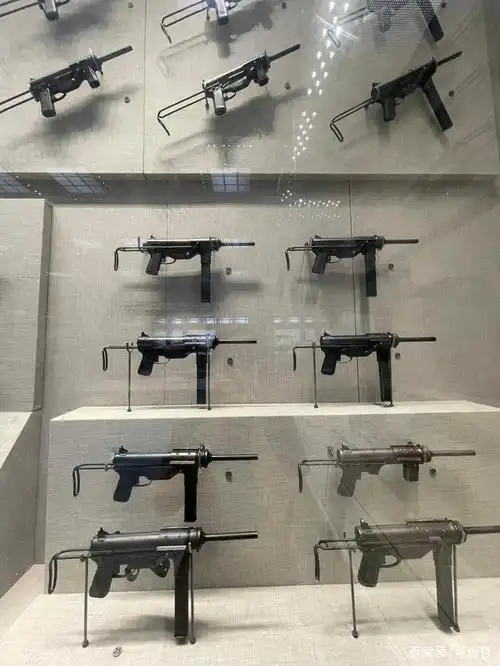 看红色革命历史展览,看武器装备陈列,就来人民革命军事博物馆