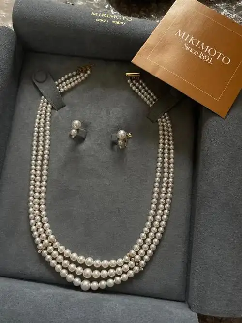 mikimoto御木本三排珍珠钻石项链