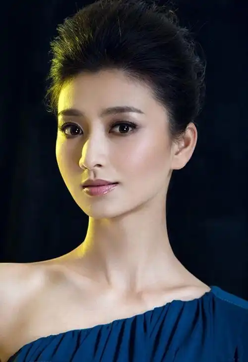 明星斓曦 - 冬日暖羊 - 冬日暖羊的博客