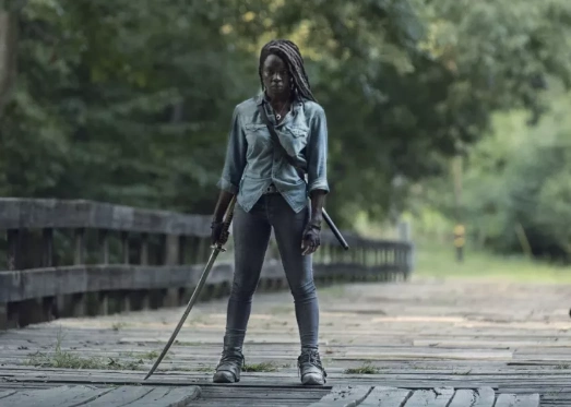 《行尸走肉》又少一主演:"刀女"michonne确定退出