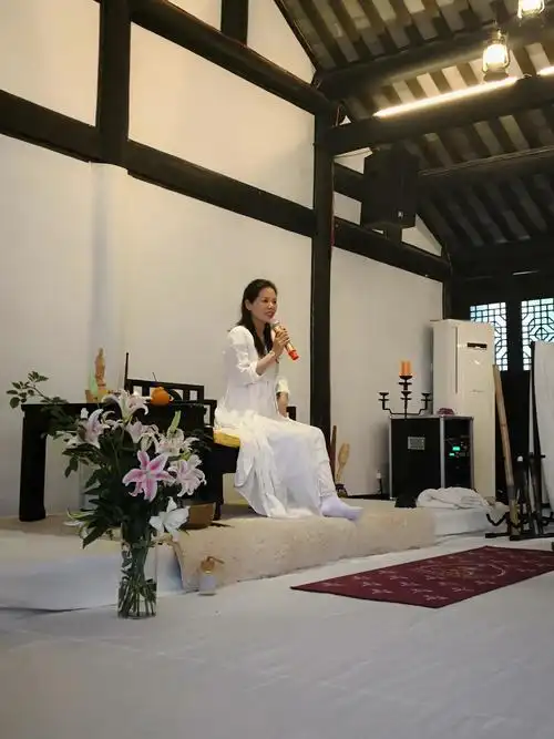 "正念禅修,遇见最好的自己"