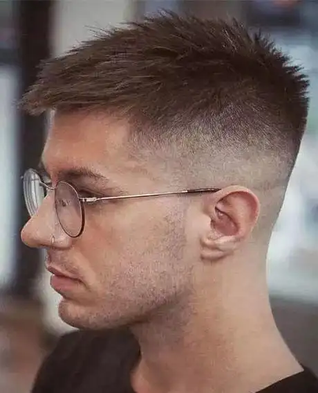 硬发质男士发型这样剪利落精神又帅气