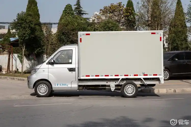 q系专用车 厢货 1.5 手动 单排加长 标准型 国vi