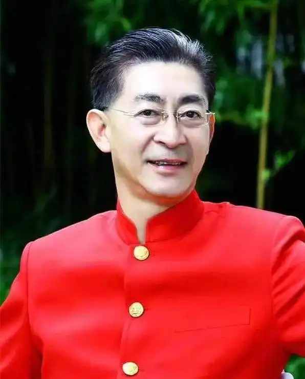 回顾86版西游记 #六小龄童一代经典  - 抖音