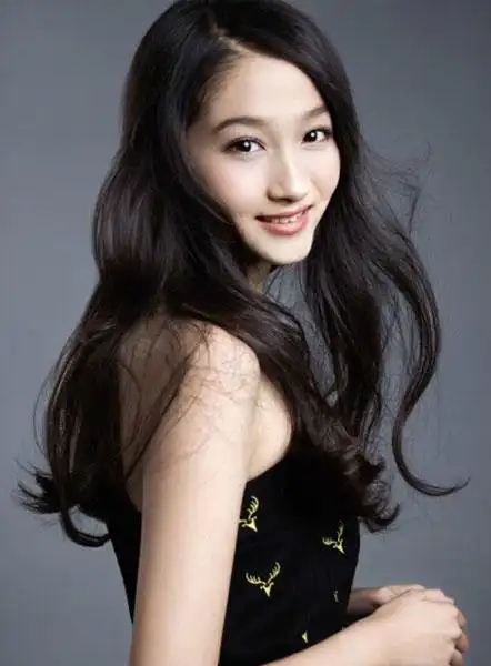 关晓彤个人资料和图片-雷客网