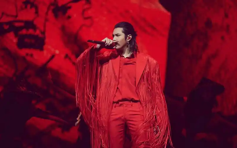 吴亦凡南京演唱会《天地》_哔哩哔哩 (゜-゜)つロ 干杯~-bilibili