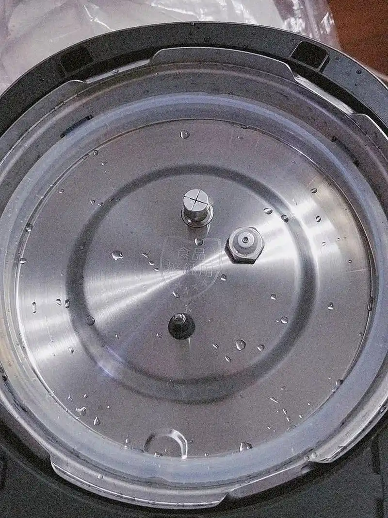 九阳电压力锅盖子如何清洁 真心问一下大家,我觉得盖子好容易藏污纳垢