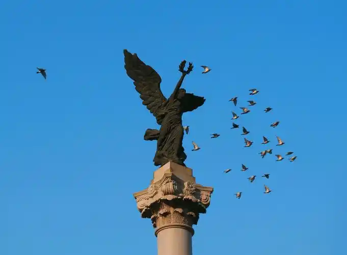 天津意大利风情区马可波罗广场雕塑