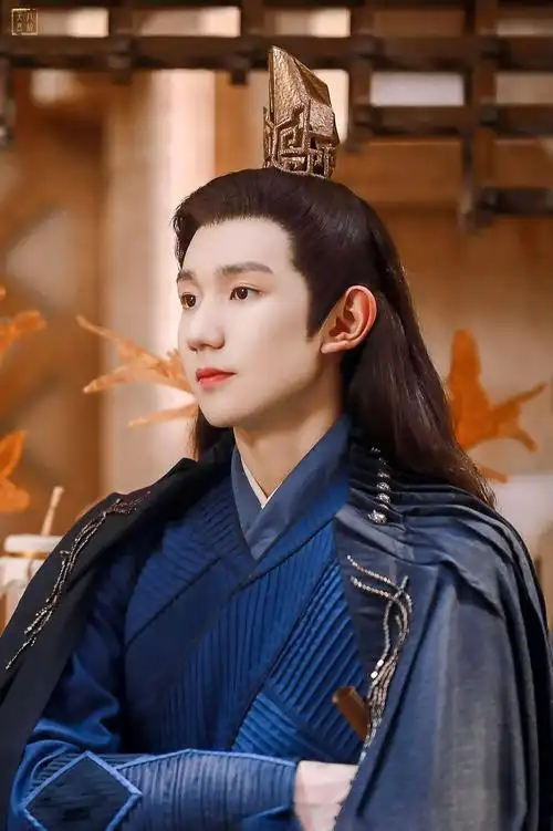 王源古装造型合集 是惊艳时光的俏公子呀