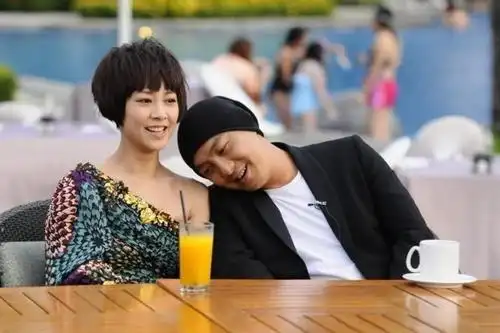 江欣燕抛弃低谷期的张卫健,嫁入豪门遭老公背叛,如今52岁的她过得如何