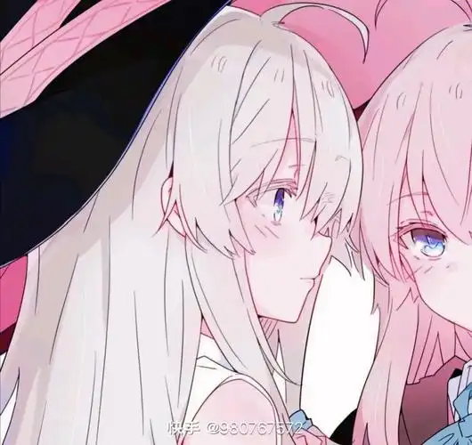 前面有四张闺蜜头像