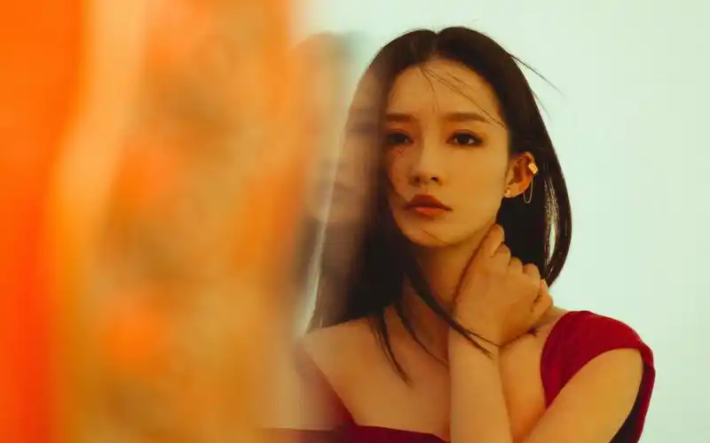 李沁性感礼服写真高清壁纸高清大图预览1920x1200_大陆明星下载_美桌