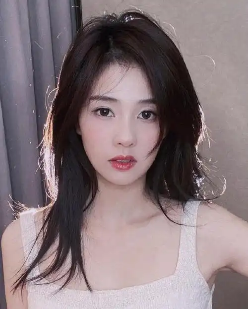 自拍和他拍无差别说的就是白鹿吧