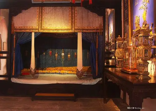 沙尘暴后的故宫和长城