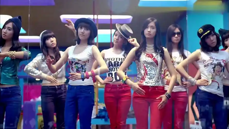 《gee》经典韩国歌曲韩文歌曲mv - 少女时代