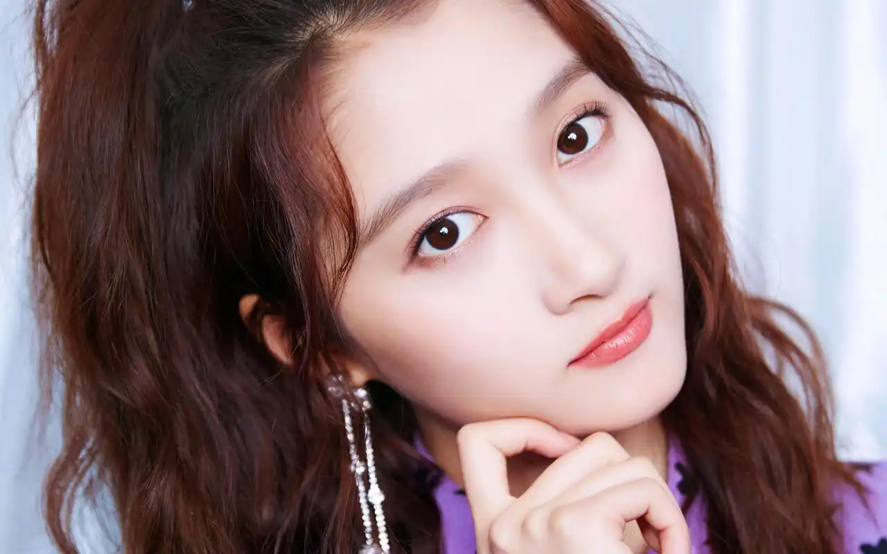 关晓彤性感写真图片桌面壁纸