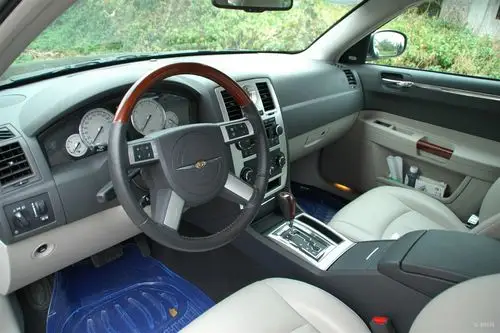 克莱斯勒300c克莱斯勒300c内饰