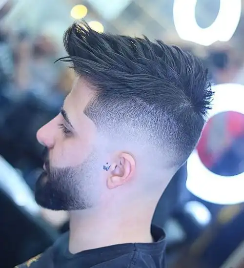 不如试试"飞机头"发型,帅气又有型