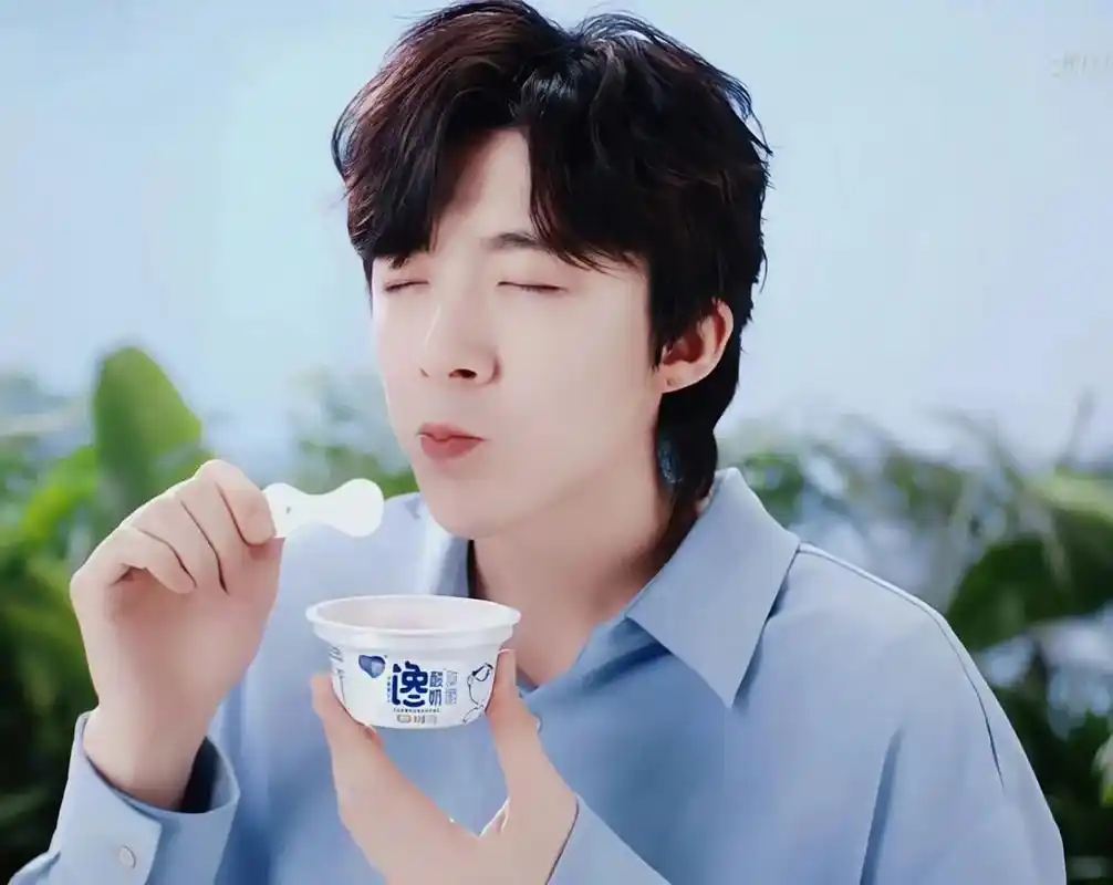 冬天到了,赶快拥有刘宇宁吧.前途与玫瑰 来日且方长.真好看! - 抖音