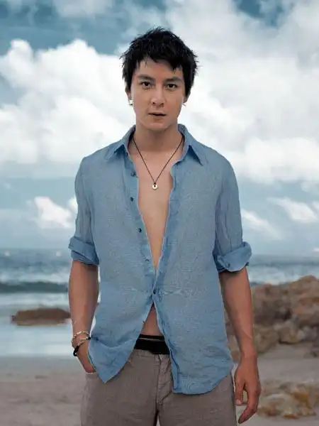 前女友因他长得太帅而背叛他,绝世好男人吴彦祖说:信任很重要