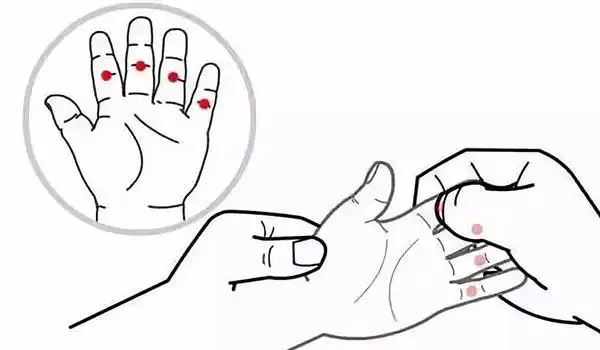 这样为宝宝推拿,健脾又养胃长身体