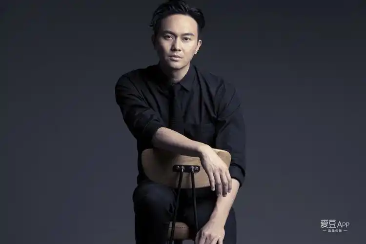 [消息]恩爱夫妻变工作搭档 张智霖袁咏仪《一年级 毕业季》怎么玩