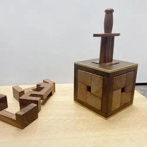 puzzle解密盒圣剑puzzle木质十级难度高智商烧脑解密盒拼图鲁班锁玩具