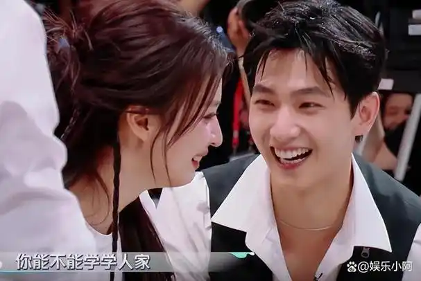 希望杨洋能够认识到,依靠外貌谋生的时代已经一去不复返.