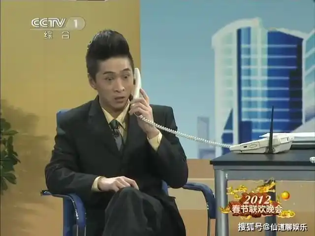 2012年,央视春晚上有两个新人带来两组小品,一个是王宁等人出演的