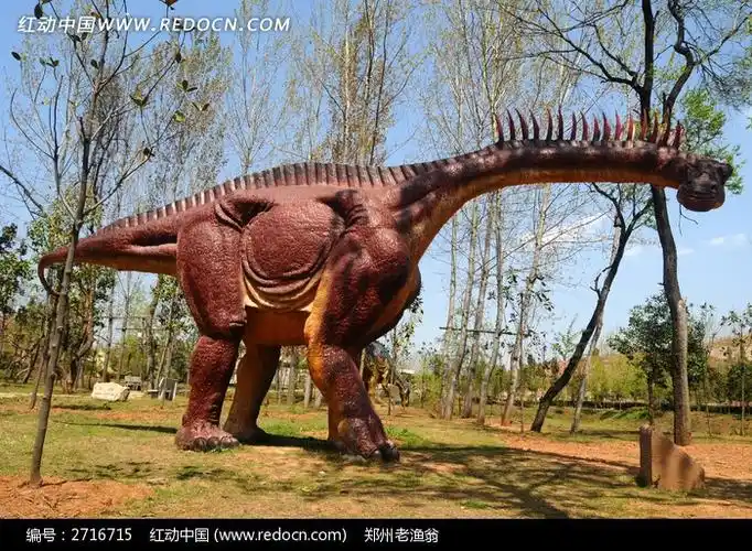 背上长刺的恐龙