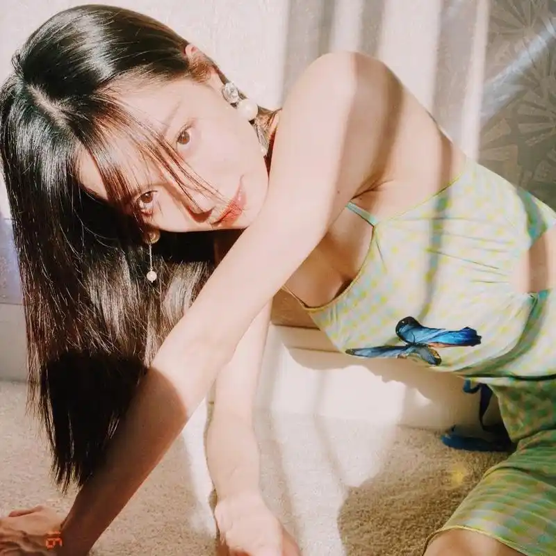 头像|可甜可酷钟楚曦