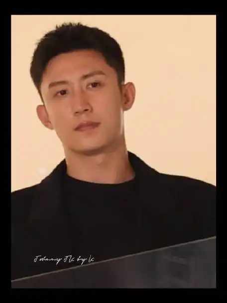 黄景瑜江成屹#7515771595@johnny黄景瑜j點kk的微博视频